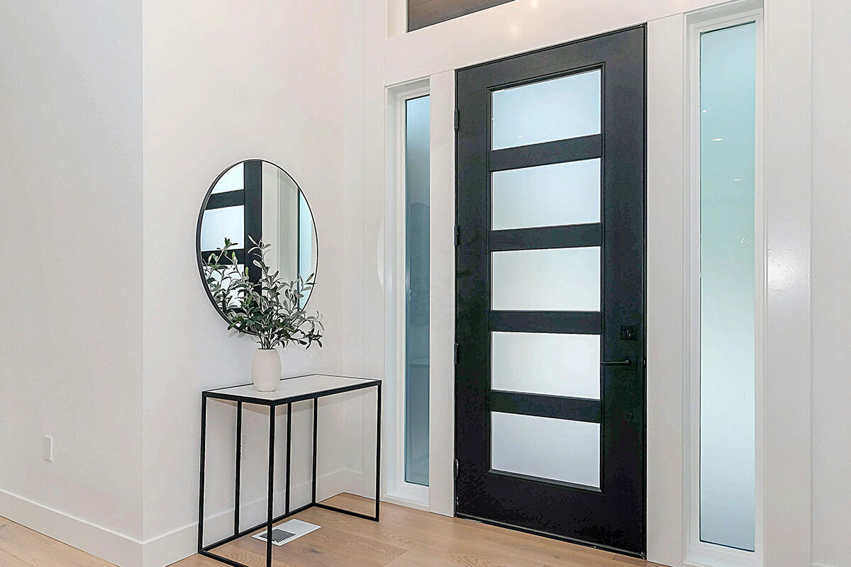 Säker och energieffektiv ytterdörr - så får du en varm och trygg entré