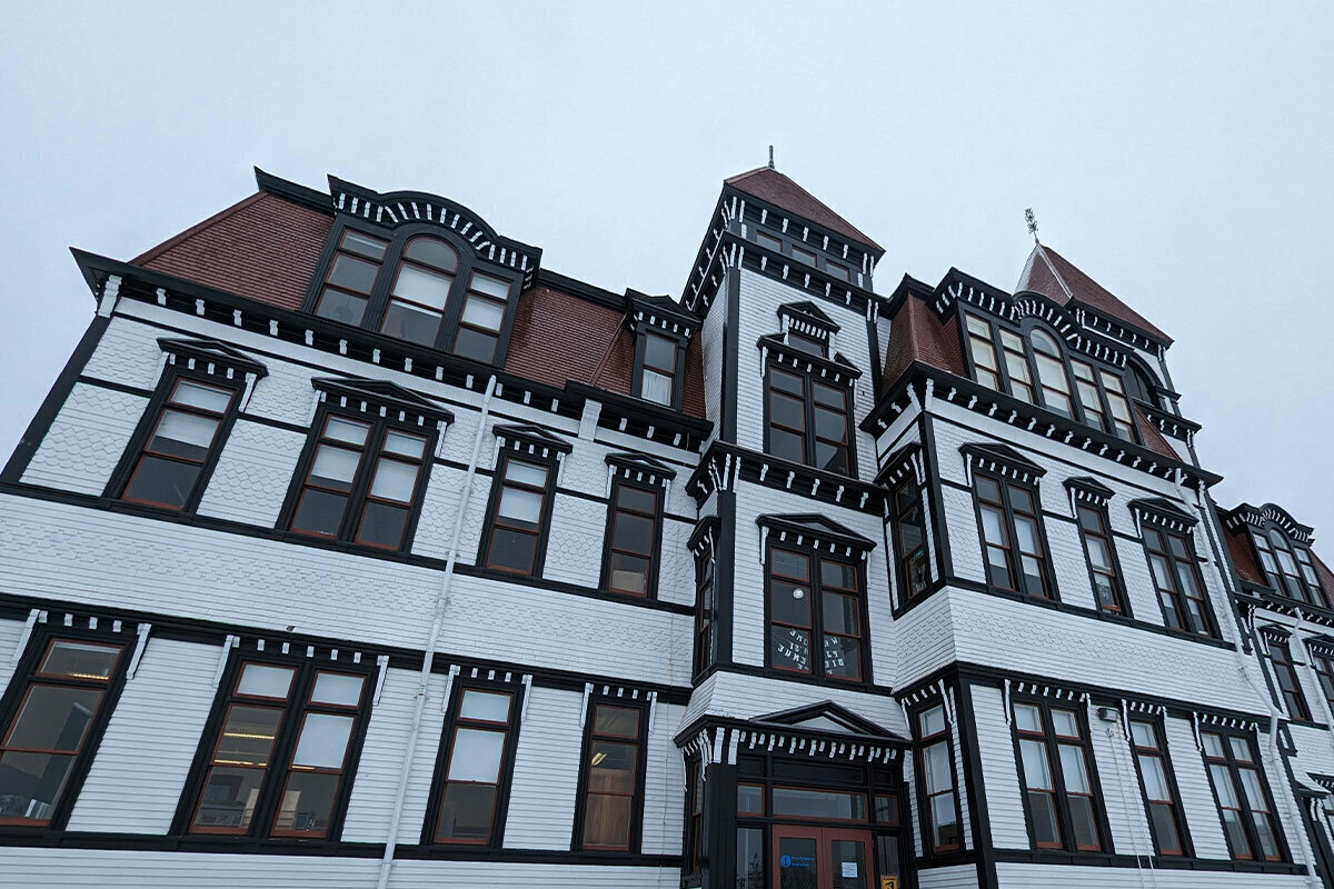 Färger på fönster och dörrar - så skapar du en enhetlig stil på huset