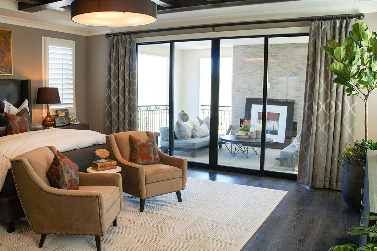 Skjutdörrar inne - smart och platsbesparande lösning mellan rum