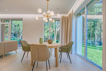 Fönster till funkishus och moderna bostäder - stora glaspartier utan att tappa komforten