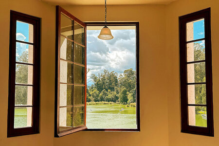 Inåtgående eller utåtgående fönster - vad passar bäst i ditt hus?